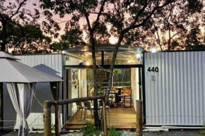 Casa Container com piscina